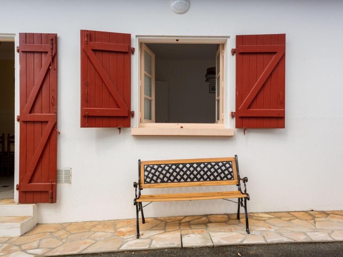 Basque Style House 15 Min From Bidart Beaches Arcangues Exterior foto